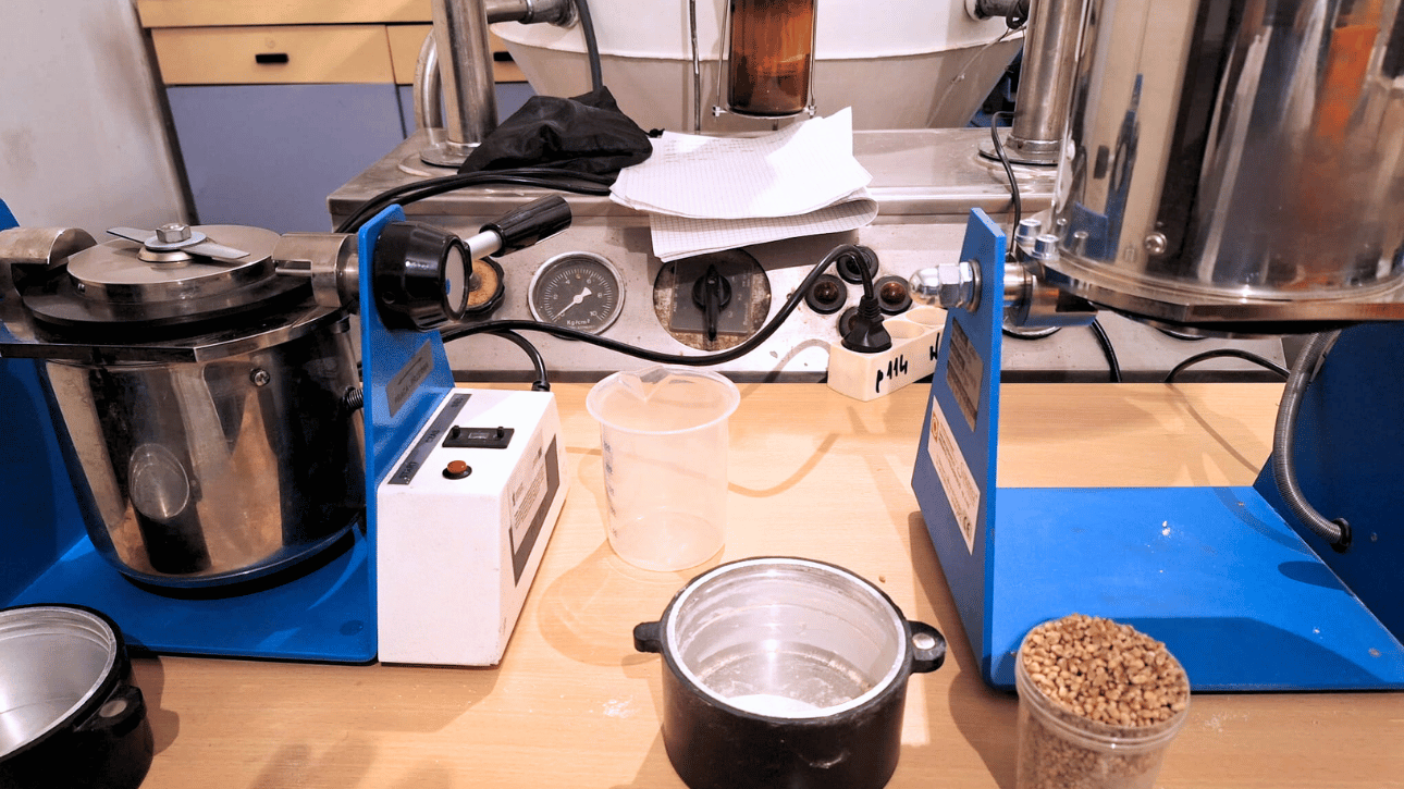 Oznaczenie  wilgotności ziarna (wrzesień-grudzień)